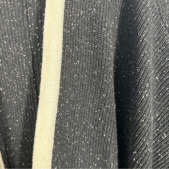 Lands' End wool blend poncho/shawl, one size, marled, fall, winter, layer - Picture 8 of 9